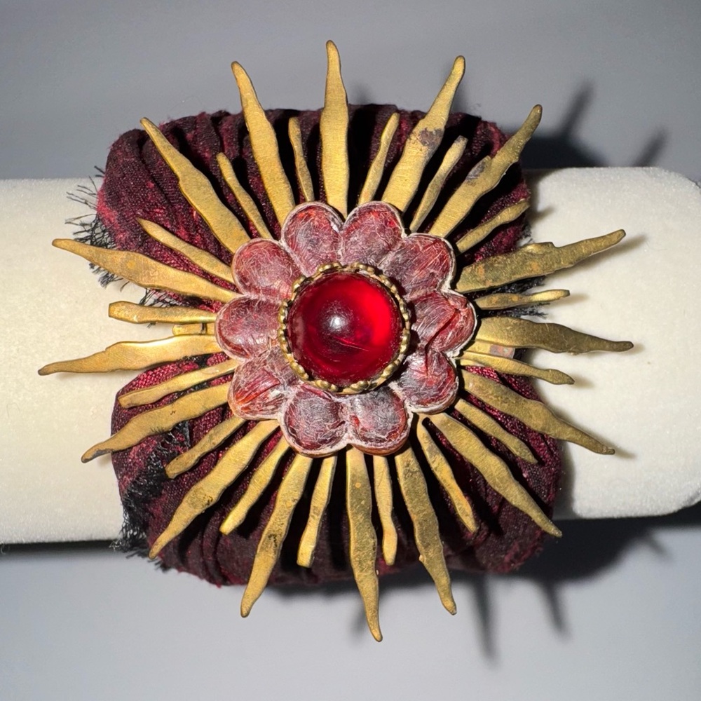Vintage Red and Gold Sunburst Bracelet
Handmade. One of a kind